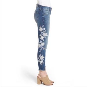 Kut from the Kloth skinny ankle jeans size 6